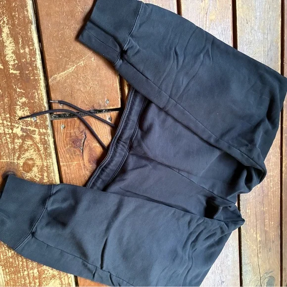 Nike Black Jogger Pants - Picture 4 of 4